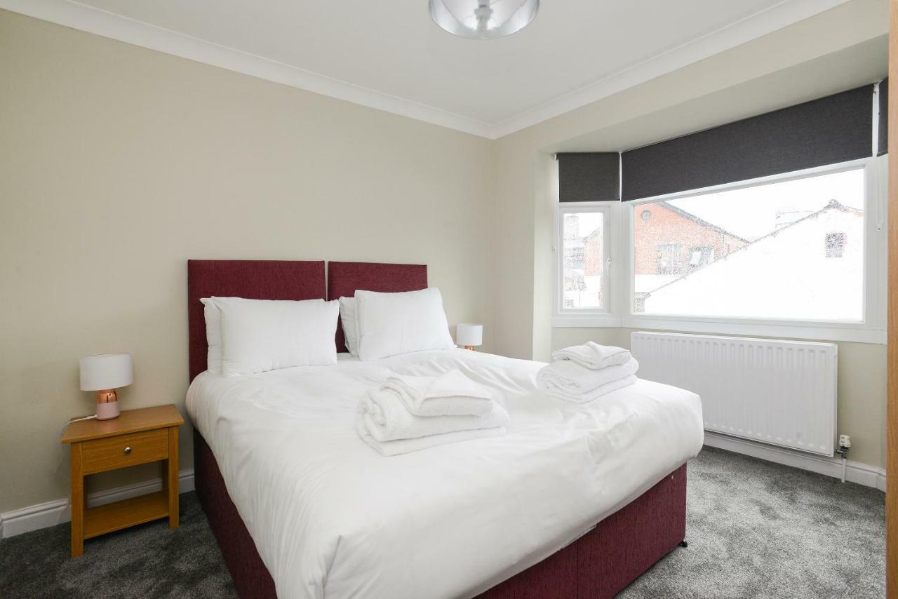 ノッティンガム Cosy House In The Heart Of Beeston With Free Parking And Wifiヴィラ エクステリア 写真